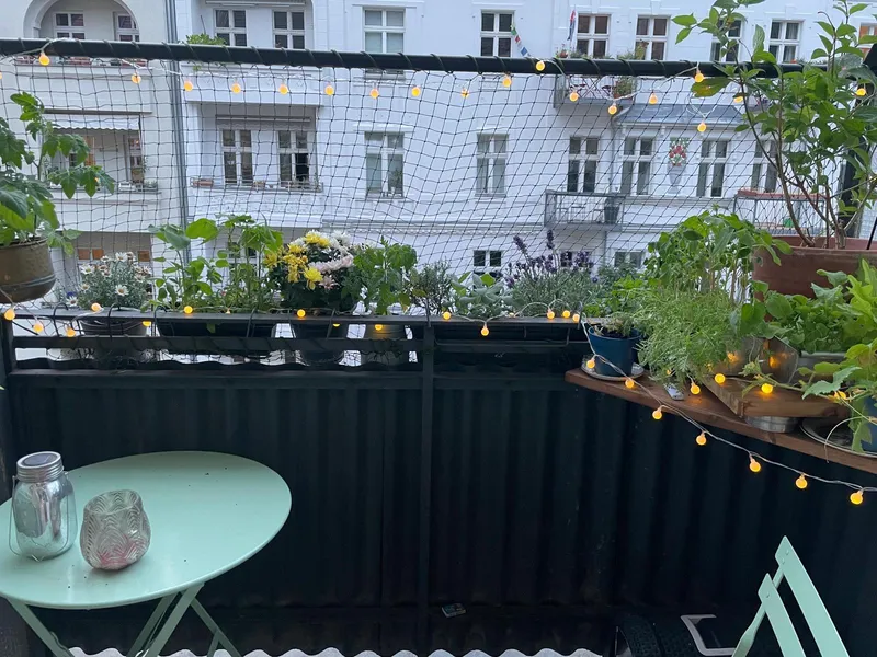 Wunderschöne Altbauwohnung im tollen Prenzlauer Berg, 2 Zimmer + begehbarer Kleiderschrank — photo 1